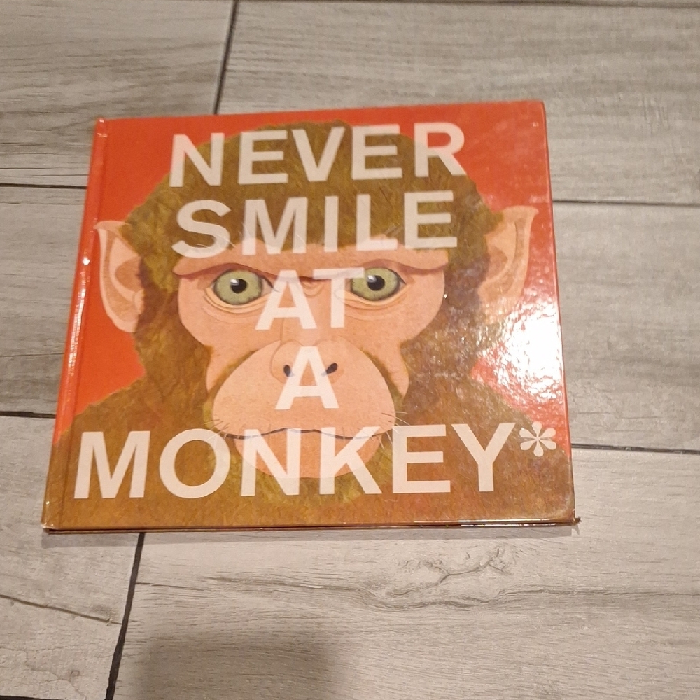 🥠Illustrated Book - Never Smile at a Monkey🍓